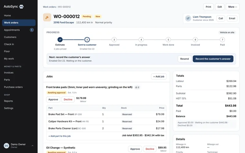 A work order awaiting the customer’s answer, with the link status and the seven-step progress bar